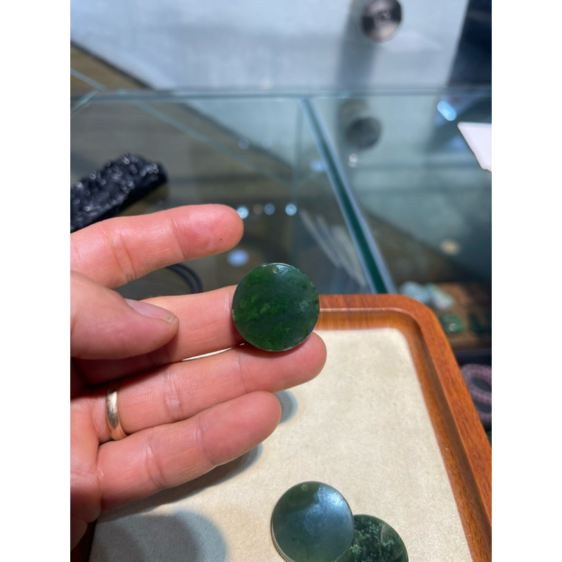 Mặt dây chuyền vô sự bài đá ngọc bích HANMYNGHE 2 Mặt dây chuyền vô sự bài đá ngọc bích HANMYNGHE - Hình ảnh 2