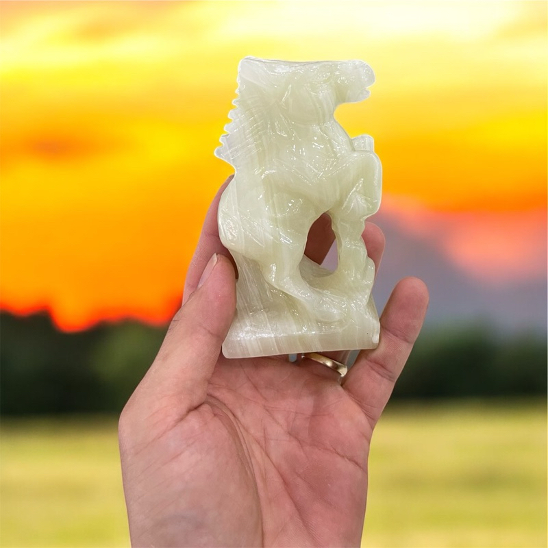 Con ngựa phong thuỷ cao 10 cm đá ngọc onyz 2 Con ngựa phong thuỷ cao 10 cm đá ngọc onyz - Hình ảnh 2