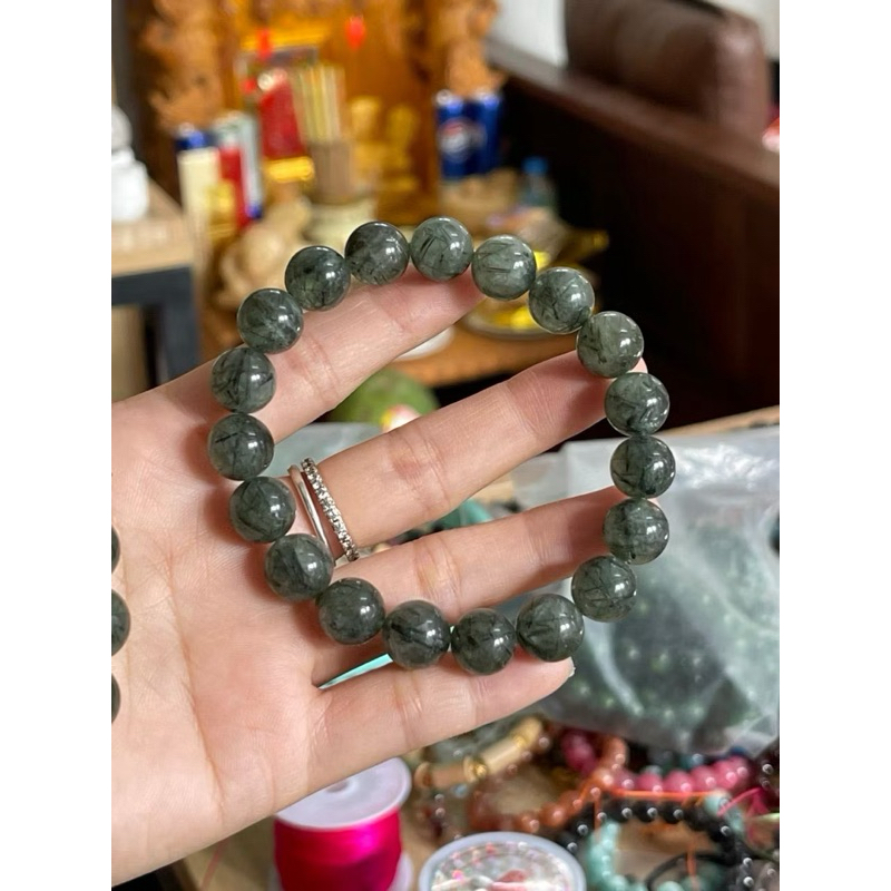 Vòng tay đá thạch anh tóc xanh 12 mm hàng đẹp HANMYNGHE 1 Vòng tay đá thạch anh tóc xanh 12 mm hàng đẹp HANMYNGHE
