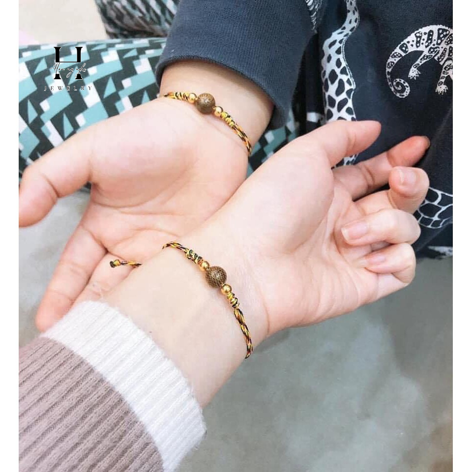 Vòng tay trầm tốc đan dây chỉ ngũ sắc HANMYNGHE 1 Vòng tay trầm tốc đan dây chỉ ngũ sắc HANMYNGHE