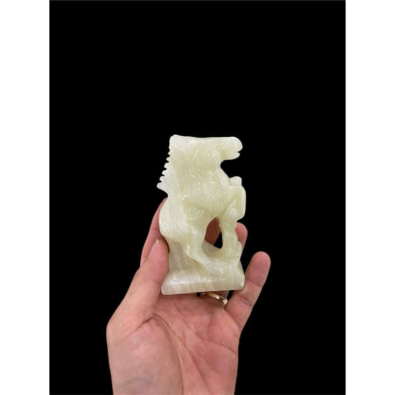 Con ngựa phong thuỷ cao 10 cm đá ngọc onyz 1 Con ngựa phong thuỷ cao 10 cm đá ngọc onyz