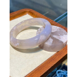 Vòng tay đá mã não hoa anh đào tặng kèm lõi hàng đẹp chất đá trong HANMYNGHE 11 images upload woo2Fa2728a63a2bfd0f347b23ed74b99352c