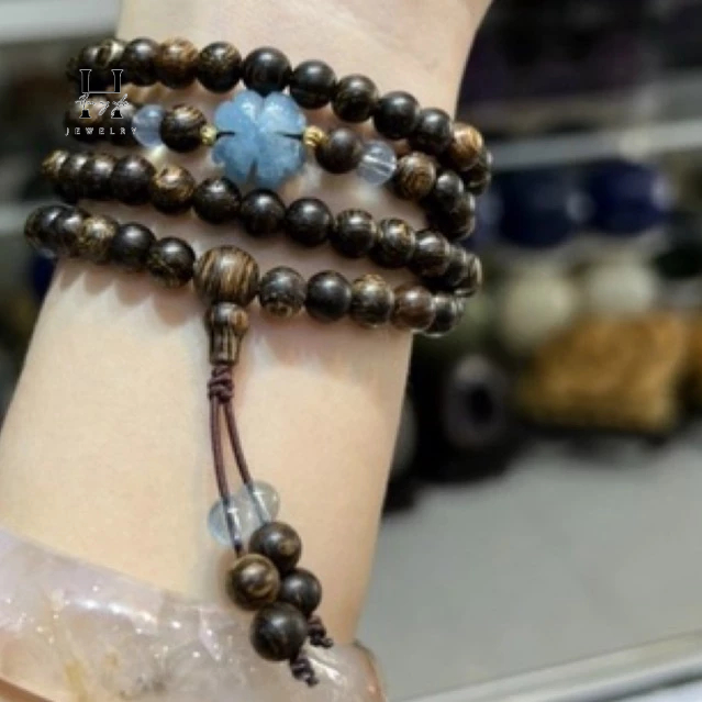 Vòng tay trầm hương sánh chìm 6 mm 108 hạt mix đá aquamarine HANMYNGHE 1 Vòng tay trầm hương sánh chìm 6 mm 108 hạt mix đá aquamarine HANMYNGHE