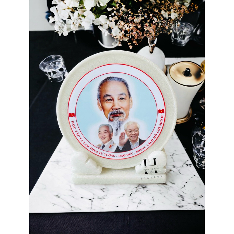 Đĩa đá in ảnh Bác Hồ - Bác Giáp -Bác Trọng 30 cm HANMYNGHE 2 Đĩa đá in ảnh Bác Hồ - Bác Giáp -Bác Trọng 30 cm HANMYNGHE - Hình ảnh 2