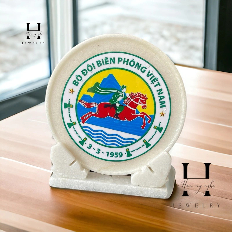 Đĩa đá in hình bộ đội biên phòng 20 cm HANMYNGHE 2 Đĩa đá in hình bộ đội biên phòng 20 cm HANMYNGHE - Hình ảnh 2