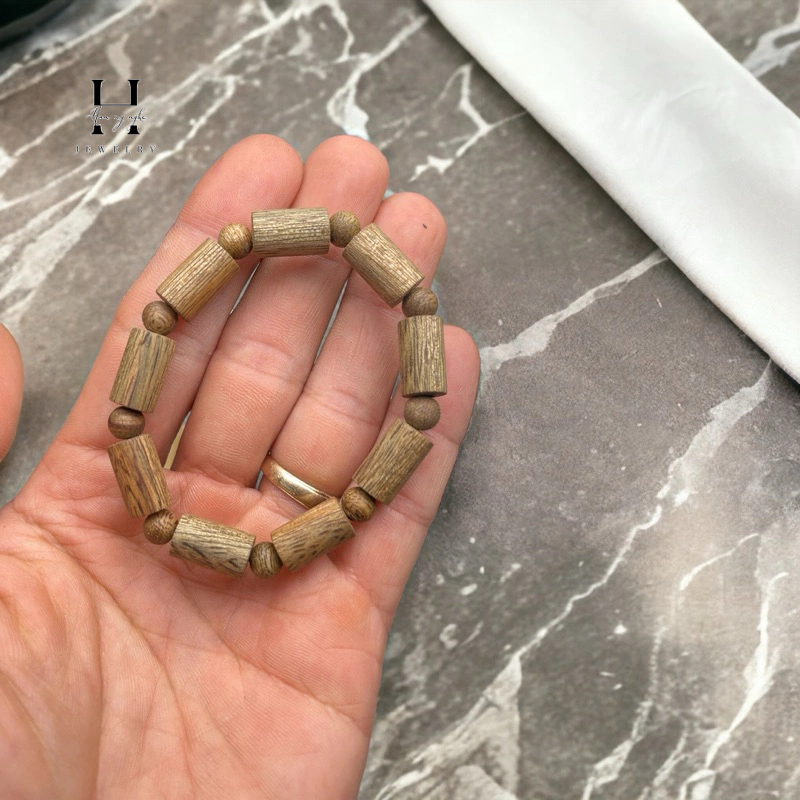 Vòng tay trầm hương banh rừng 8 mm HANMYNGHE 6 Vòng tay trầm hương banh rừng 8 mm HANMYNGHE - Hình ảnh 6