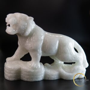Hổ phong thuỷ đá trắng non nước tự nhiên dài 20cm nặng 2.6kg HANMYNGHE 5 images upload woo2Fd3aebbc80ceacbc3423b9df9c1fb8a4a