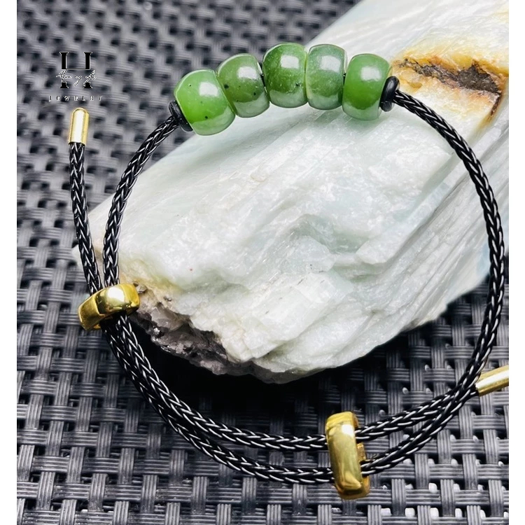 Vòng tay ngũ điếu đá ngọc bích nephrite tự nhiên HANMYNGHE 1 Vòng tay ngũ điếu đá ngọc bích nephrite tự nhiên HANMYNGHE