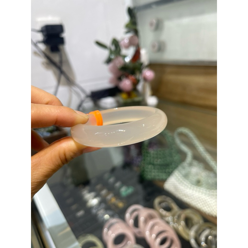 vòng tay đá mã não trắng ( bạch nguyệt quang ) 4 vòng tay đá mã não trắng ( bạch nguyệt quang ) - Hình ảnh 4