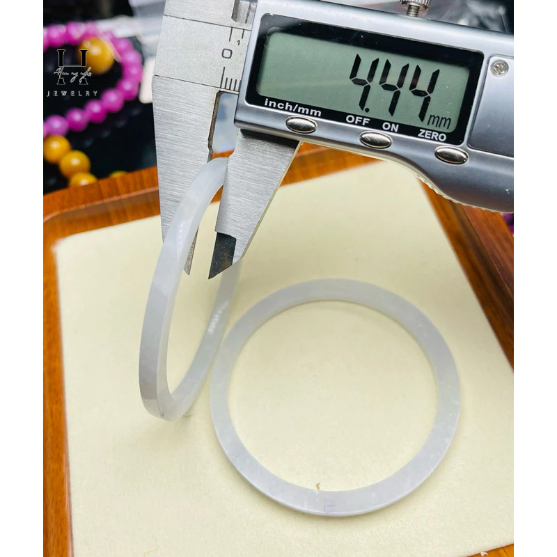 Vòng bảng nhỏ đá ngọc cẩm thạch ni 50-52mm 3 Vòng bảng nhỏ đá ngọc cẩm thạch ni 50-52mm - Hình ảnh 3