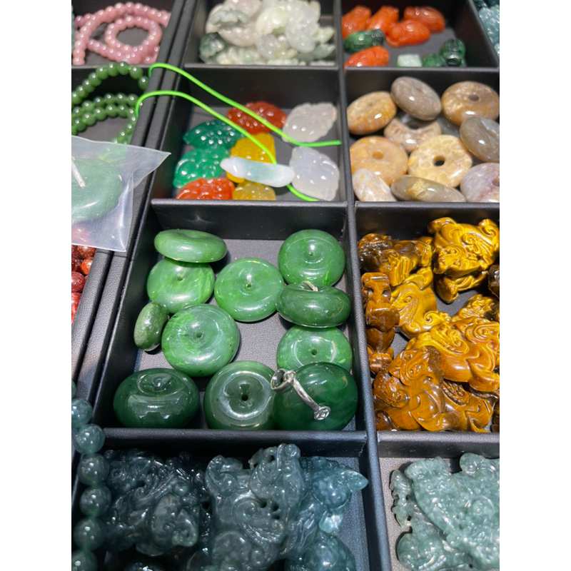 Mặt dây chuyền đồng điếu đá ngọc bích tự nhiên 2.6 cm HANMYNGHE 2 Mặt dây chuyền đồng điếu đá ngọc bích tự nhiên 2.6 cm HANMYNGHE - Hình ảnh 2