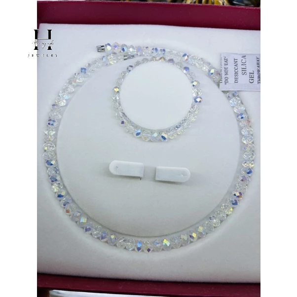 Bộ pha lê swaroski cao cấp 8 mm kèm hộp HANMYNGHE 1 Bộ pha lê swaroski cao cấp 8 mm kèm hộp HANMYNGHE