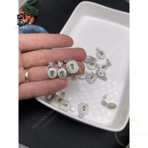 Combo mặt dây + đôi bông tai ngọc emeral HANMYNGHE