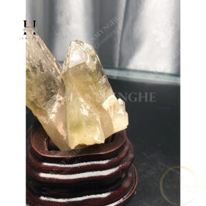 Tinh thể MÀU vàng tặng kèm đế gỗ MH33 CITRIN