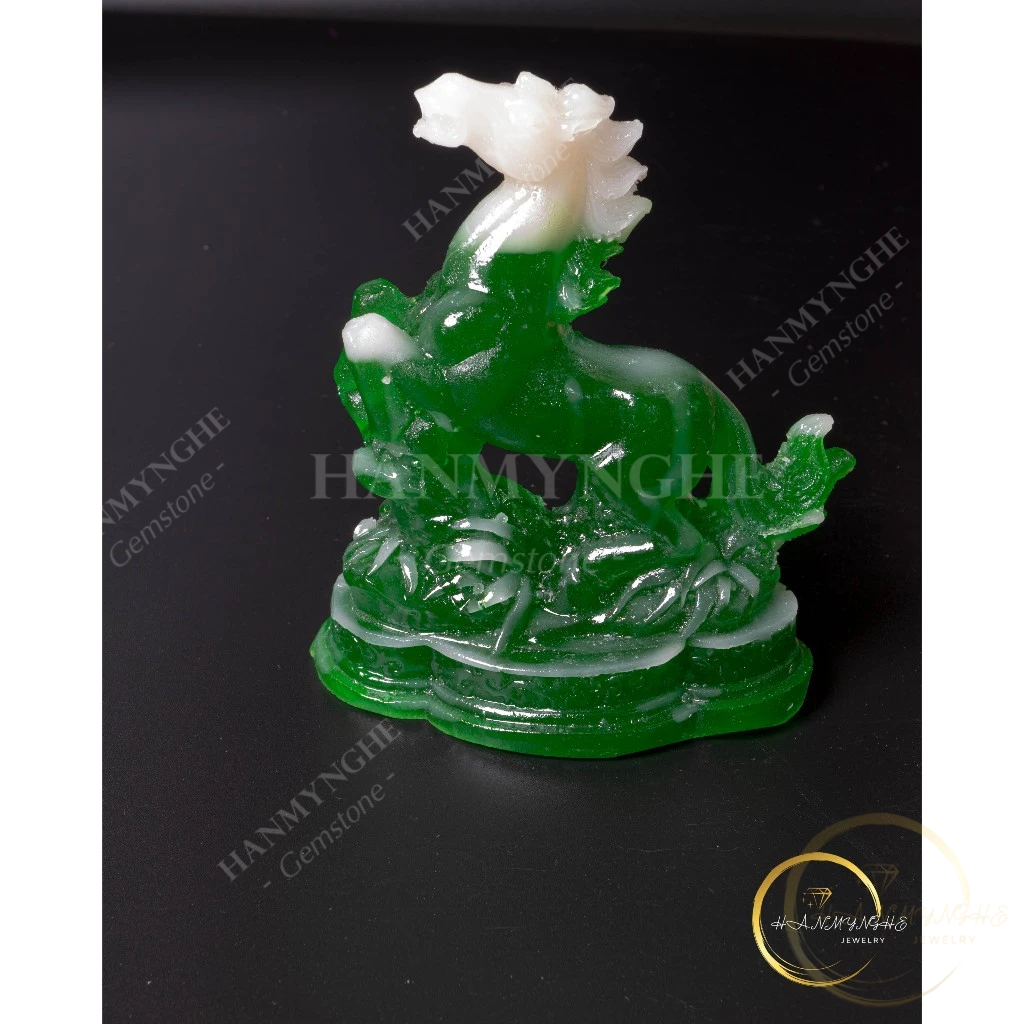 Tượng con ngựa màu xanh ngọc bột đá đúc cao 10cm HANMYNGHE 2 Tượng con ngựa màu xanh ngọc bột đá đúc cao 10cm HANMYNGHE - Ảnh 2